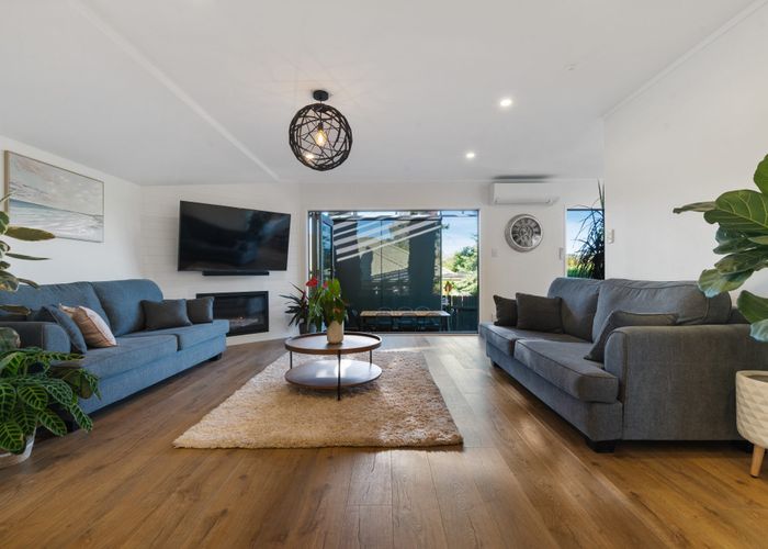  at 23 Marvon Downs Avenue, Pakuranga Heights, Auckland