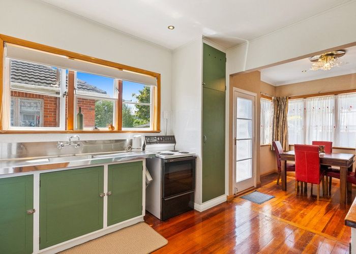  at 192 Cambridge Terrace, Naenae, Lower Hutt, Wellington
