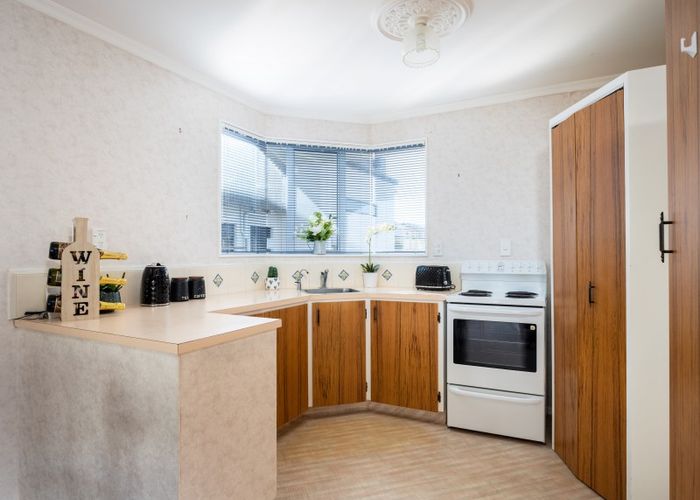  at 2/12 Newton Street, Fitzroy, New Plymouth