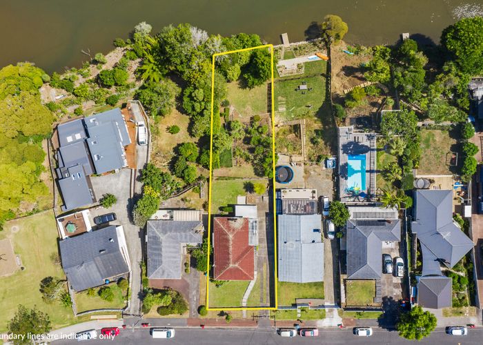  at 10 Macpherson Street, Meadowbank, Auckland