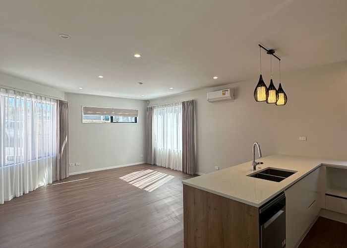  at 70A Commodore Drive, Lynfield, Auckland City, Auckland