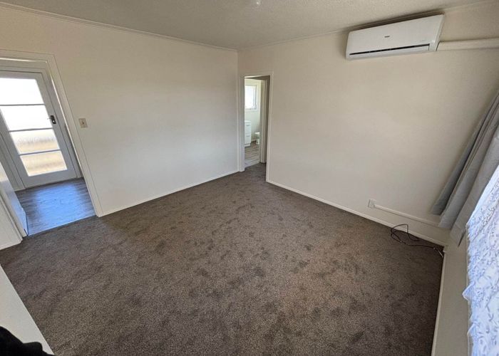  at 2/55 Pt England Road, Point England, Auckland City, Auckland