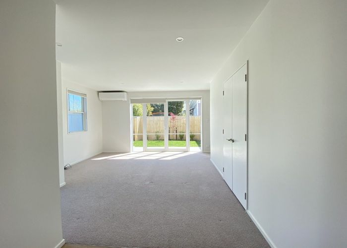  at 1/33  Dickens Street, Addington, Christchurch City, Canterbury