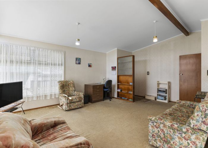  at 12 Caronia Crescent, Lynfield, Auckland