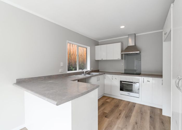  at 44 De Havilland Dr, Goodwood Heights, Manukau City, Auckland