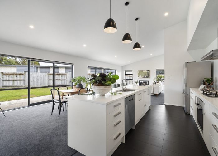  at 11 Coutts Way, Fitzherbert, Palmerston North, Manawatu / Whanganui