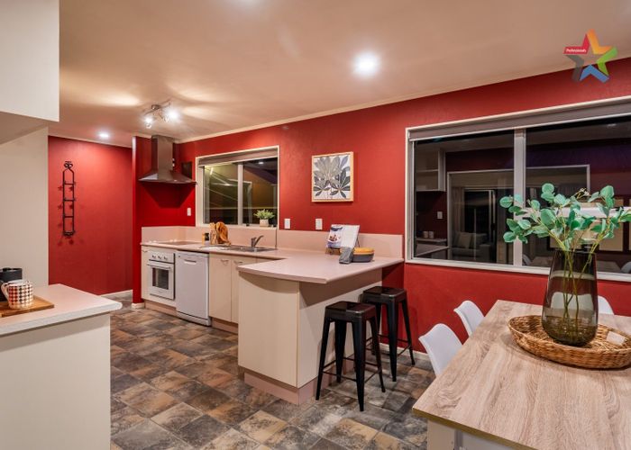  at 25 Larchmont Grove, Totara Park, Upper Hutt