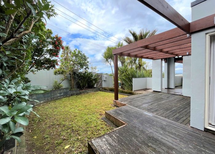  at 1A Sycamore Drive, Sunnynook, North Shore City, Auckland