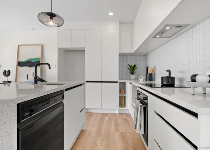  at 120 Pupuke Road, Hillcrest, Auckland