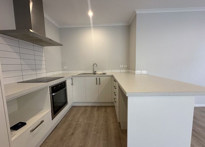  at 5/73 Hobsonville Point Road, Hobsonville, Waitakere City, Auckland