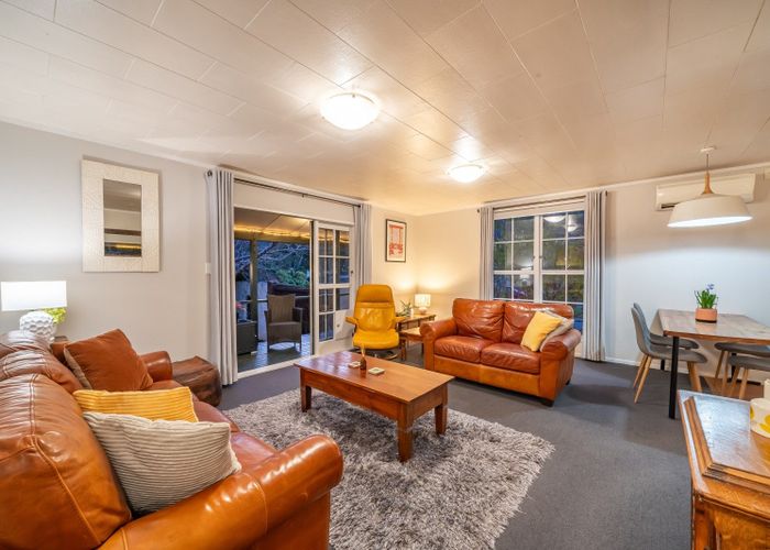  at 181 California Drive, Totara Park, Upper Hutt