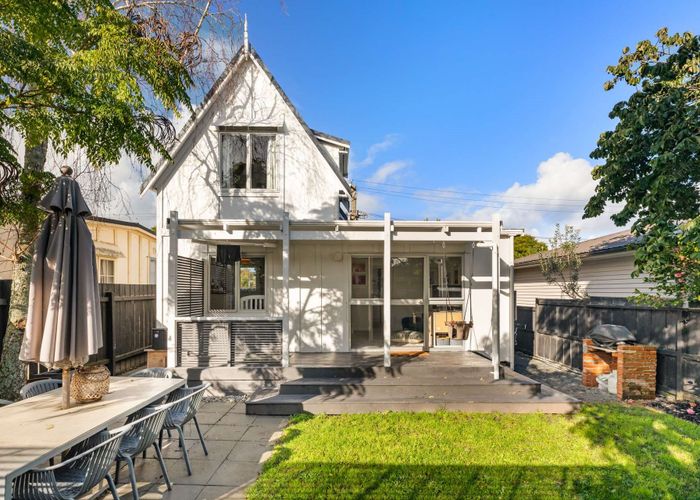 Free property data for 3/1 Kelvinside Terrace, Avondale, Auckland