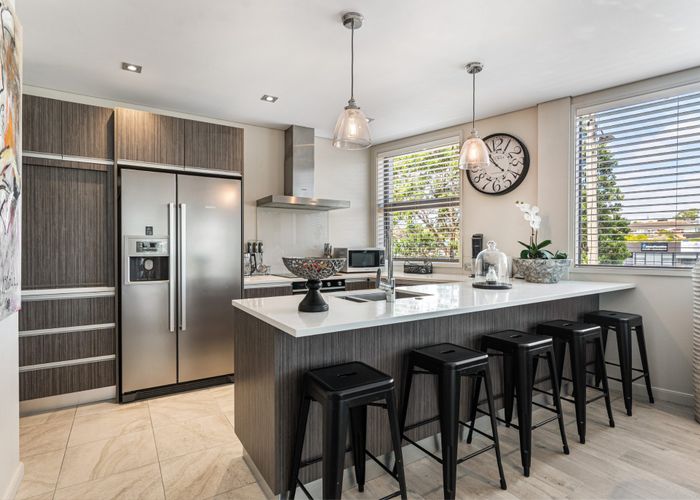  at 441H Beach Road, Mairangi Bay, Auckland