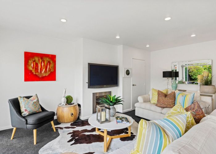  at 2/110 Leinster Road, Strowan, Christchurch