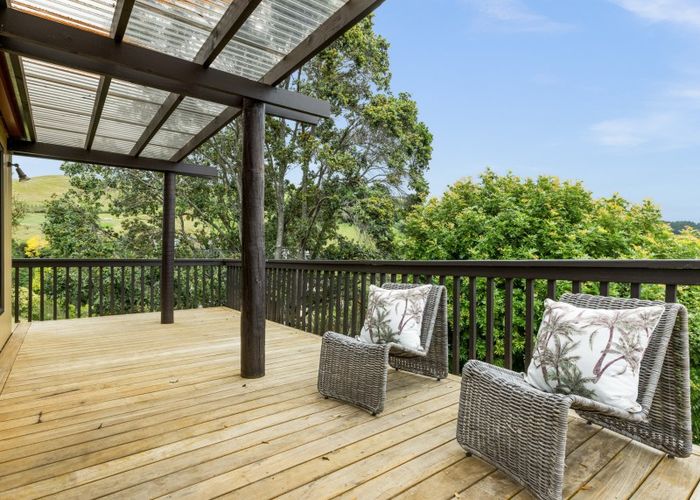  at 50 Churchill Drive, Taradale, Napier