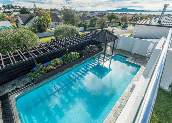  at 33 Sprott Road, Kohimarama, Auckland City, Auckland