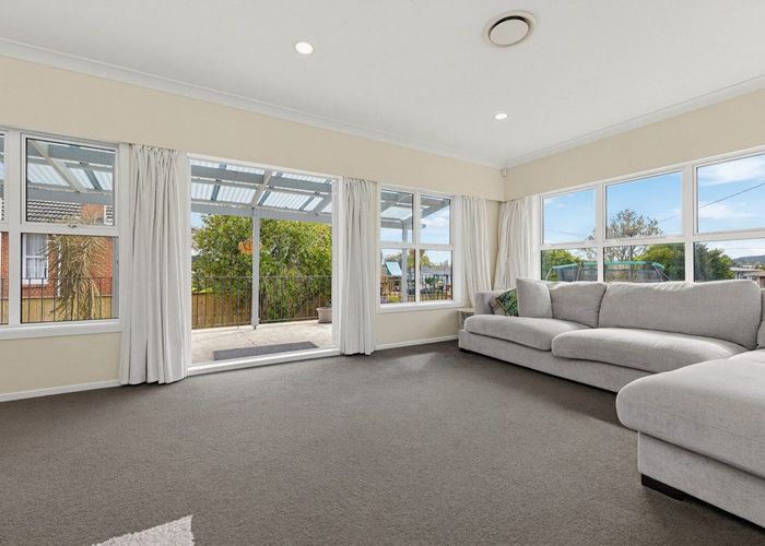  at 18 Mckean Avenue, Manurewa, Manukau City, Auckland