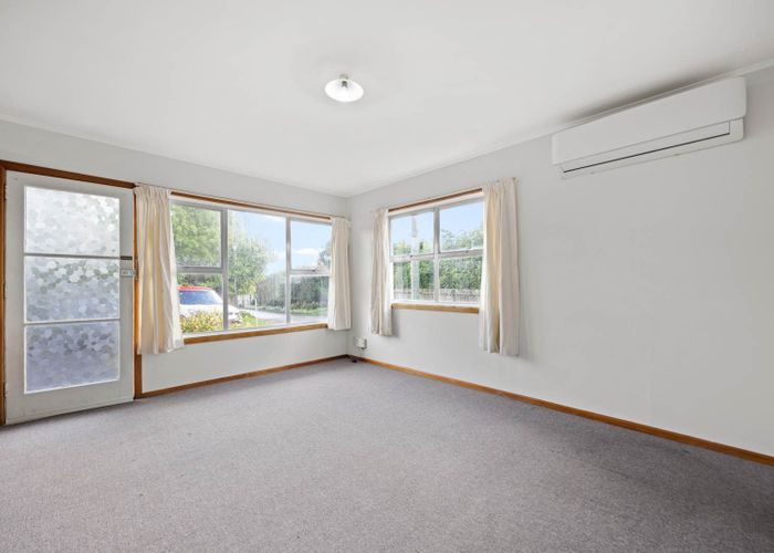  at 2/43b Milton Road, Mount Eden, Auckland City, Auckland