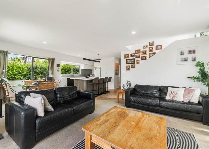  at 2 Greenview Lane, Red Beach, Rodney, Auckland