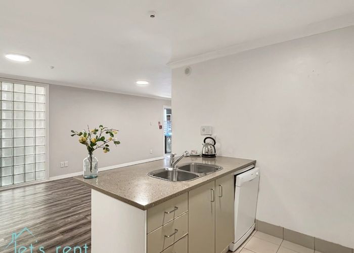  at 1C/60 Galway Street, Onehunga, Auckland