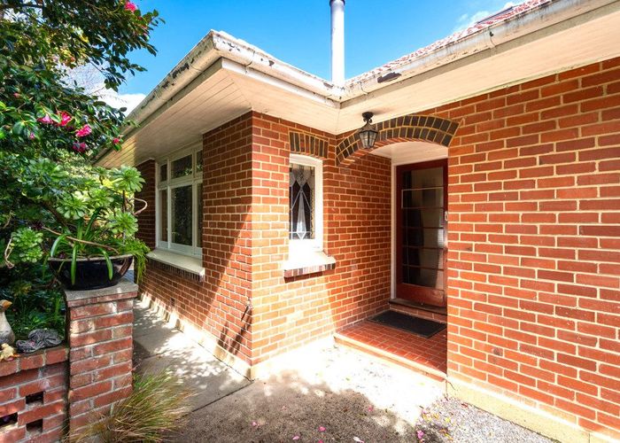  at 94 Signal Hill Road, Opoho, Dunedin, Otago
