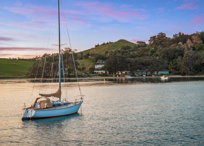  at 806 Takatu Road, Tāwharanui Peninsula, Matakana