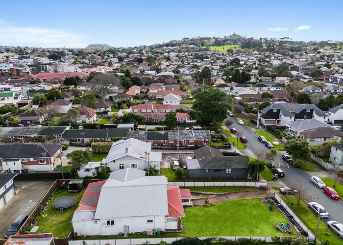  at 12 Inkerman Street, Onehunga, Auckland