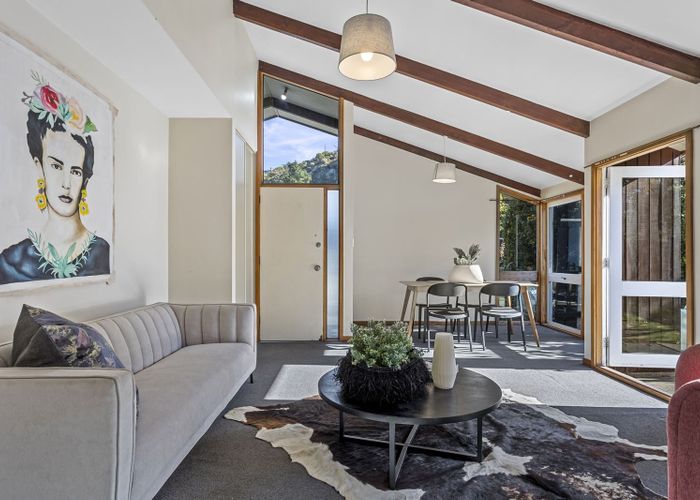  at 14 Raekura Place, Redcliffs, Christchurch