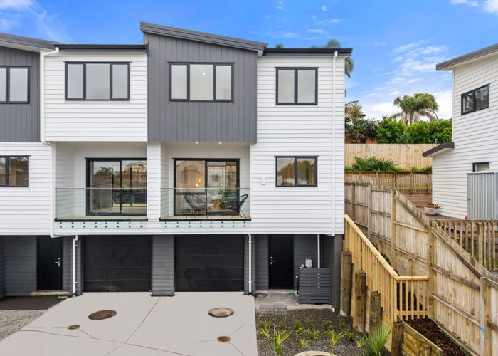  at 13 Rengarenga Rise, FAIRVIEW HEIGHTS, AUCKLAND