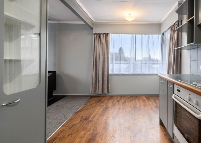  at 16 Bay Grove, Pukehangi, Rotorua, Bay Of Plenty