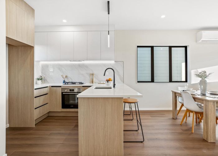  at 10 Greenbrier Street, Westgate, Waitakere City, Auckland