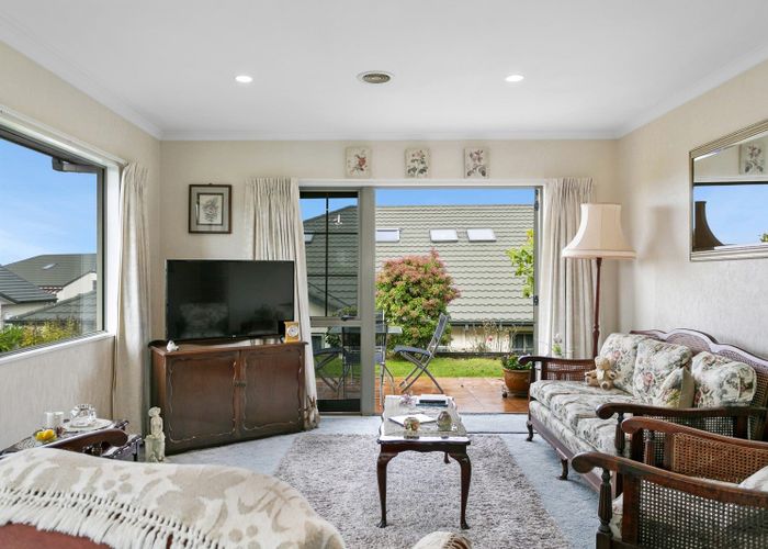  at 10 Lakeridge Close, Rangatira Park, Taupo