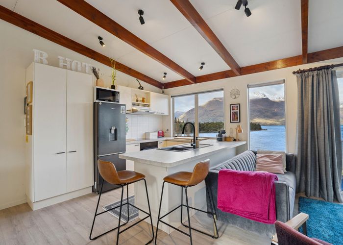  at 3/6 Suburb Street, Town Centre, Queenstown-Lakes, Otago