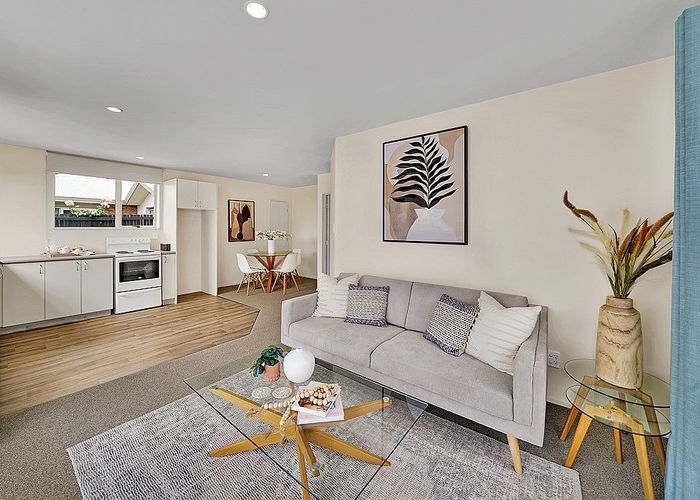  at 8 Charlotte Lane, Woolston, Christchurch