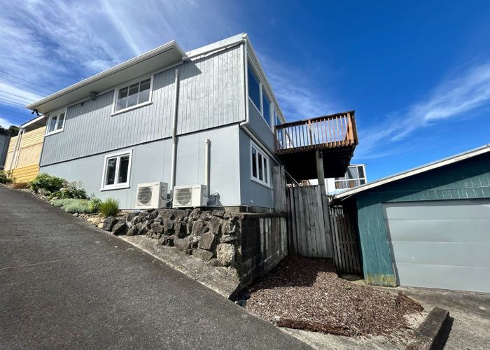  at 41 Woodlands Crescent, Browns Bay, North Shore City, Auckland