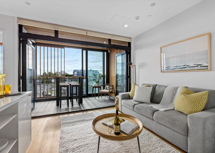  at 302/80 Anzac Street, Takapuna, North Shore City, Auckland