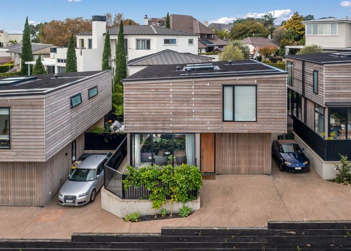  at 2B Arthur Crescent, Hauraki, Auckland