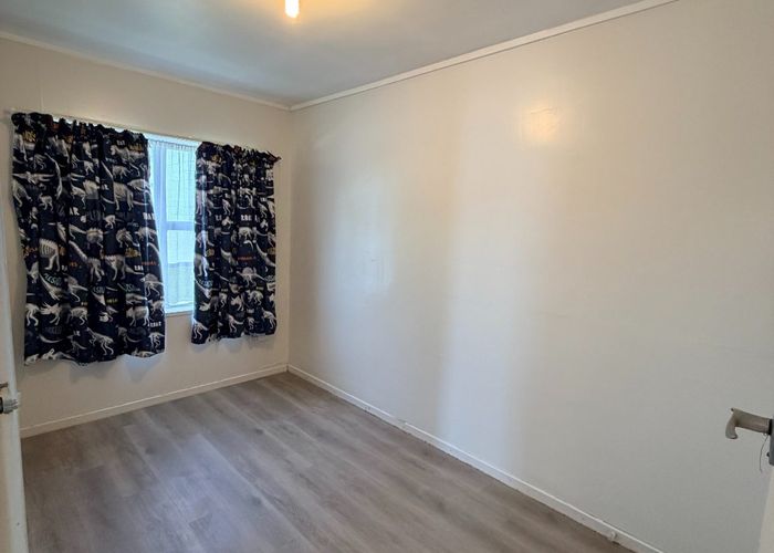  at 1/28 Don Croot Street, Western Springs, Auckland