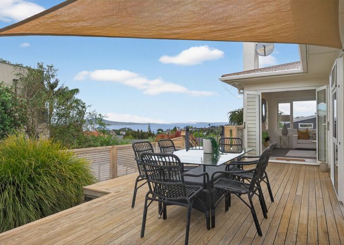  at 29 Peter Terrace, Castor Bay, North Shore City, Auckland