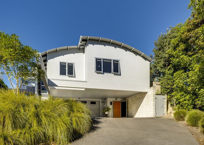  at 130A Priestley Terrace, Bluff Hill, Napier