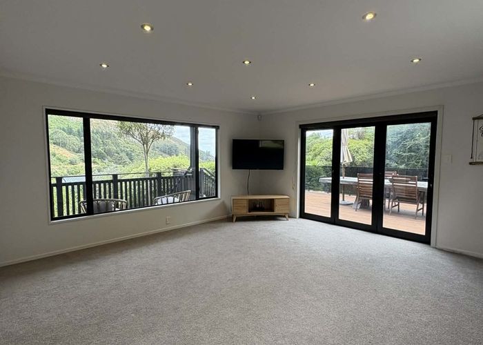  at 140 Sumnervale Drive, Sumner, Christchurch City, Canterbury