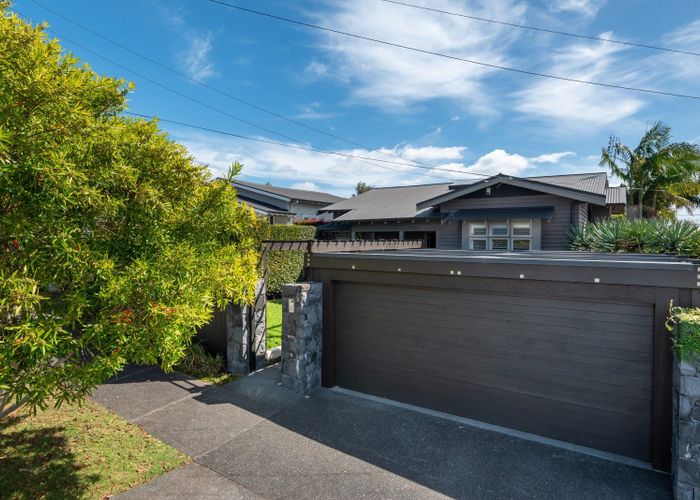  at 20 Warwick Avenue, Westmere, Auckland