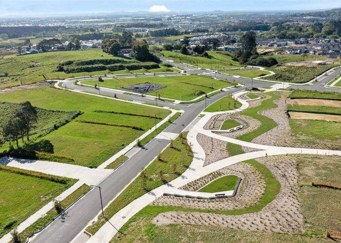  at 26 Grand Ridge Avenue, Flat Bush, Auckland