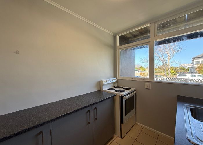  at 2/1 Bridge Street, Melling, Lower Hutt, Wellington
