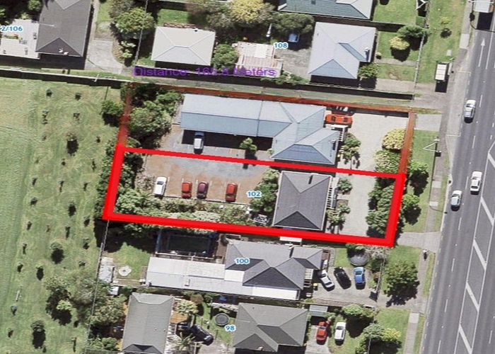 For sale 102 Lincoln Road, Henderson, Waitakere City, Auckland