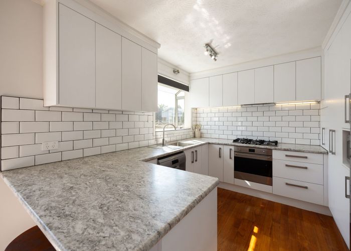  at 13 Kingsley Street, Saint Andrews, Hamilton, Waikato