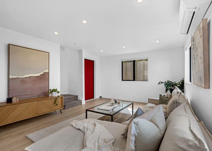  at 7E Walsall Street, Avondale, Auckland