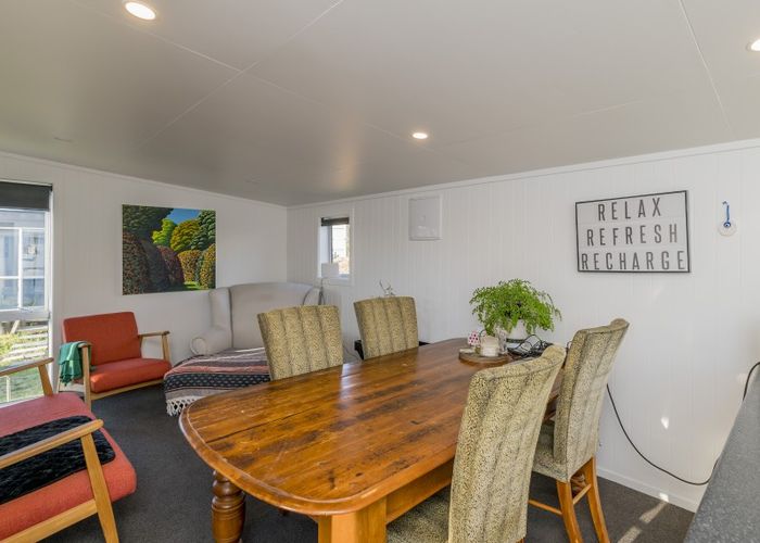  at 105 Mountain View Terrace, END, OTAKI BEACH