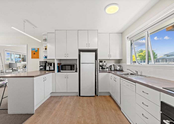  at 167 Queenspark Drive, Parklands, Christchurch City, Canterbury