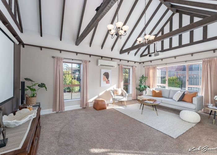  at 15 Johnswood Grove, Clouston Park, Upper Hutt